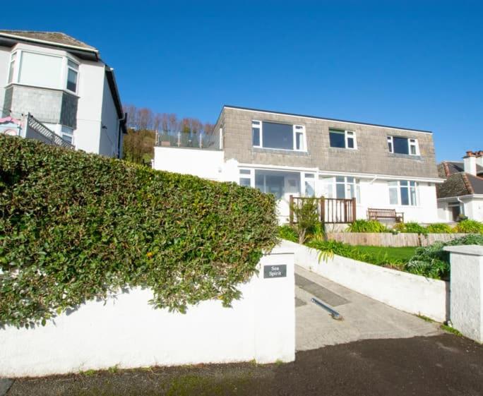 Sea Spirit - Sweeping Sea Views First Floor Spacious Modern Apartment In Looe- With Free Parking! Exterior foto